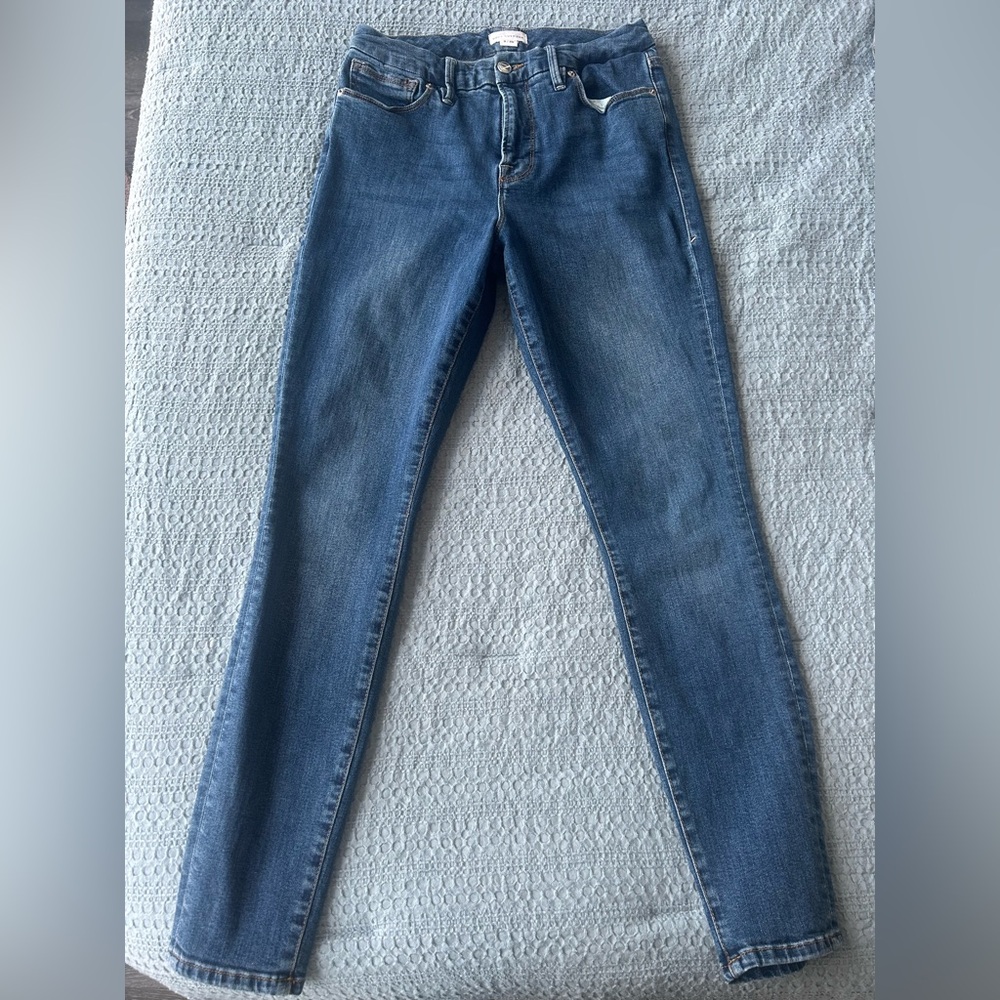 Lightly worn Good American Indigo skinny jean - size 8/29